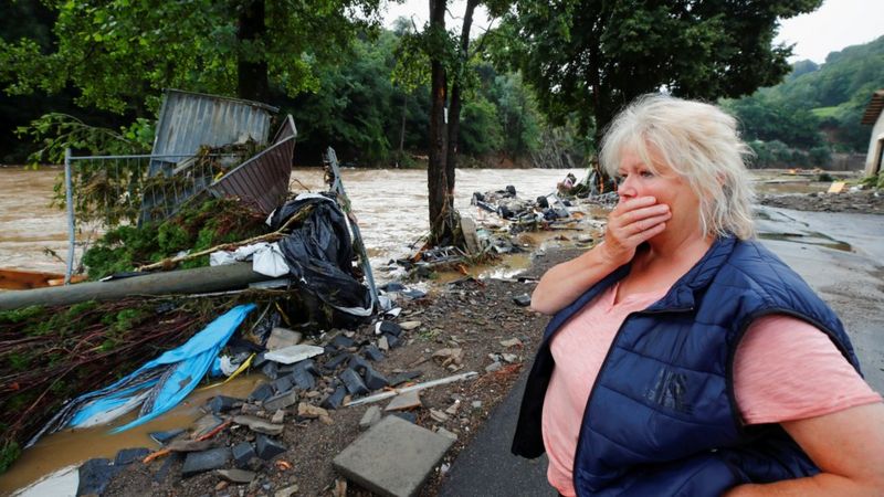 Фото: REUTERS, Тысячи домов разрушены потоками воды