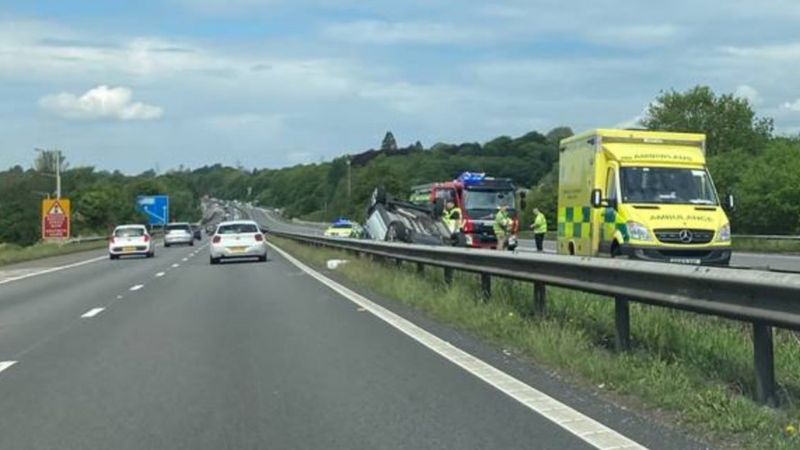 M4 reopens eastbound near Swansea after crash - BBC News