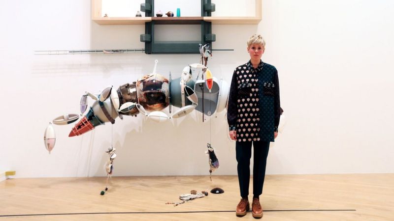 Turner Prize: Helen Marten wins 2016 award - BBC News