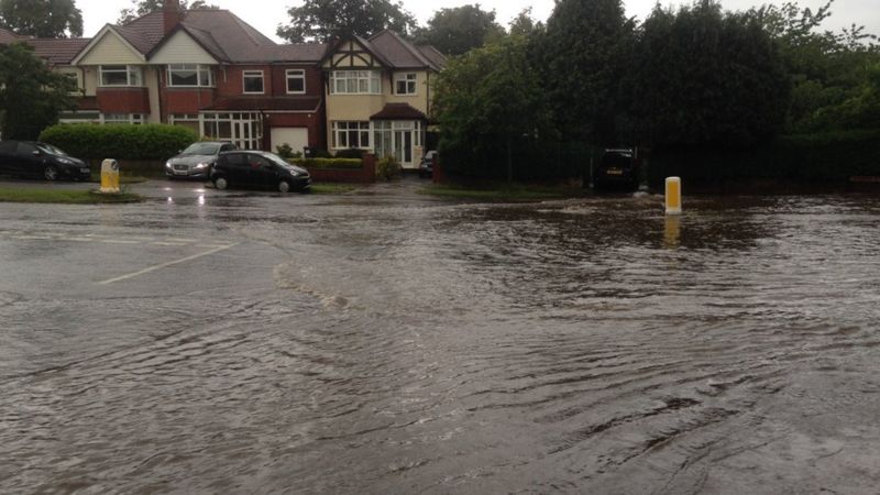 Birmingham Flash Flooding Causes More Chaos - BBC News