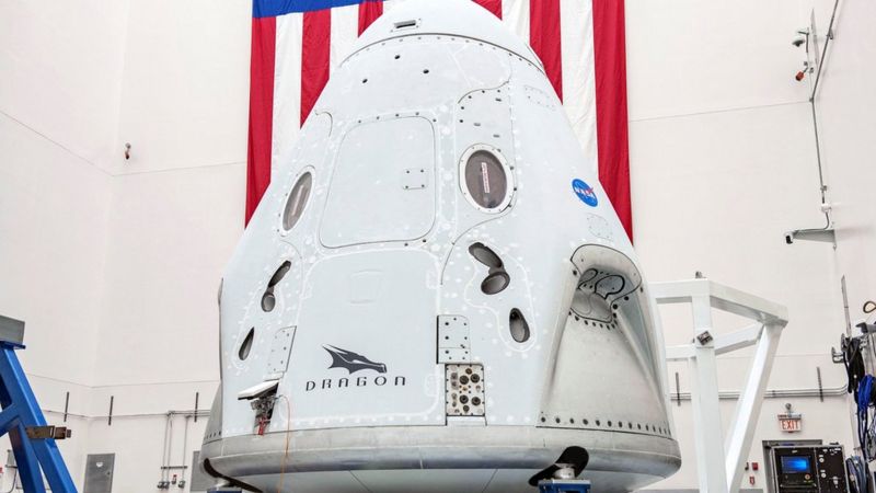 dragon-capsule.