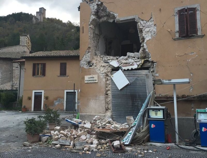 Dua gempa guncang Italia puluhan cedera banyak bangunan  