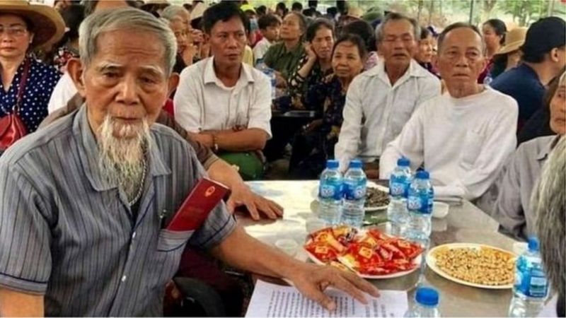 Ông Lê Đình Kình