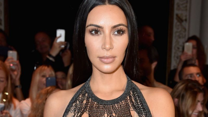 Kim Kardashian Bodyguard Sued For $6.1m Over Paris Robbery - BBC News