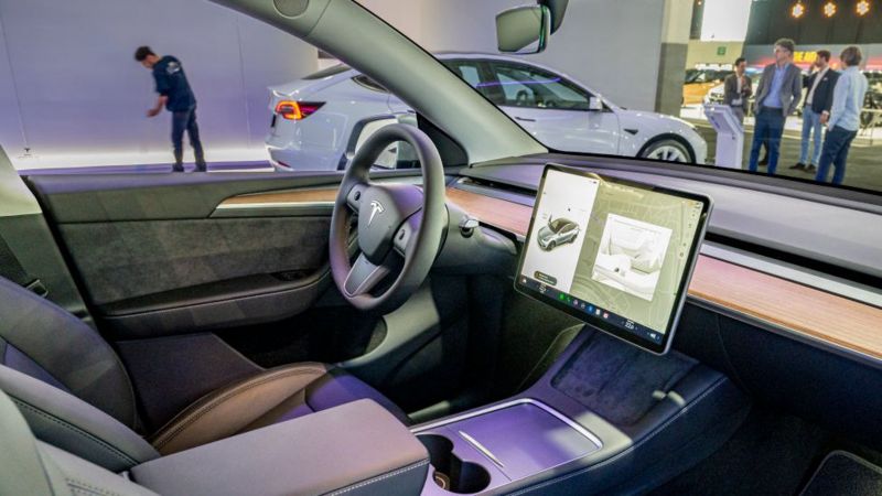 En México, los autos Tesla podrían ser coches que los mexicanos empiecen a consumir, ya que al no utilizar combustible, sería