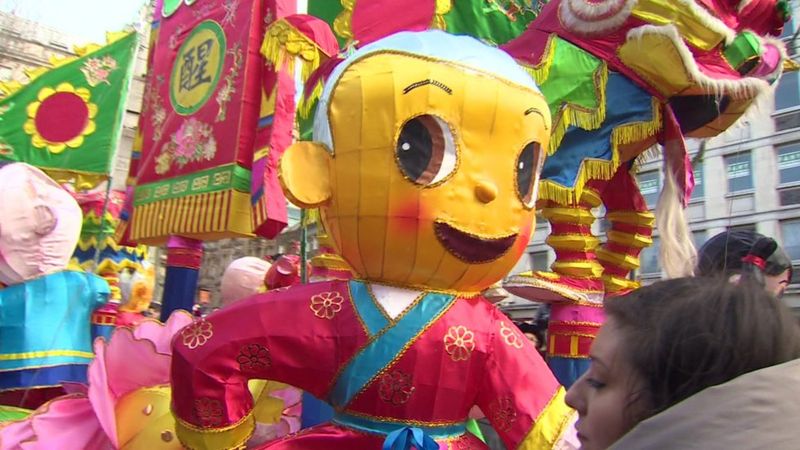 London's Chinese New Year celebrations biggest outside China - BBC News