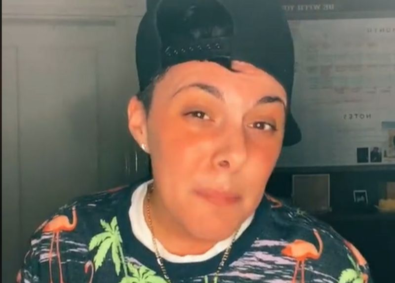 Rochelle Hager TikToker killed after tree falls on her