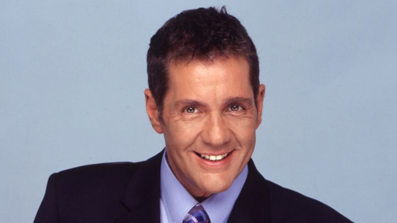 Dale Winton died of natural causes, agent says - BBC News