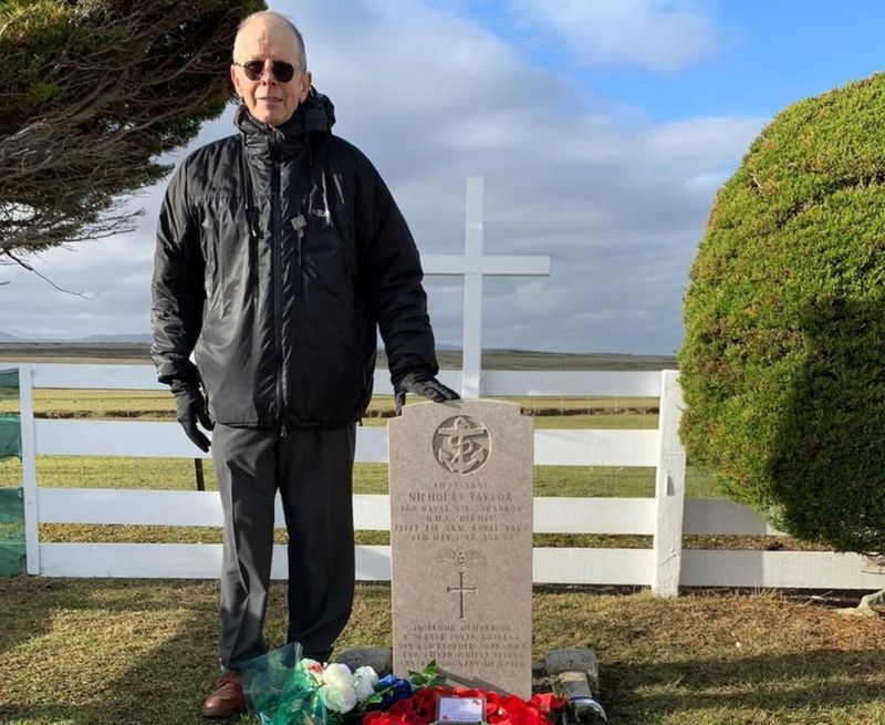 Falklands War Service Marks 40th Anniversary Of First Combat Death    125309459 Falkland1 