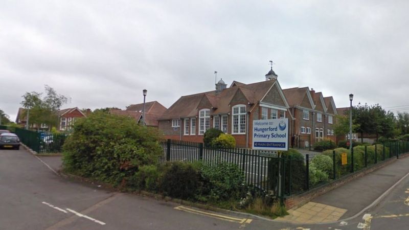 Hungerford Primary School expansion postponed - BBC News