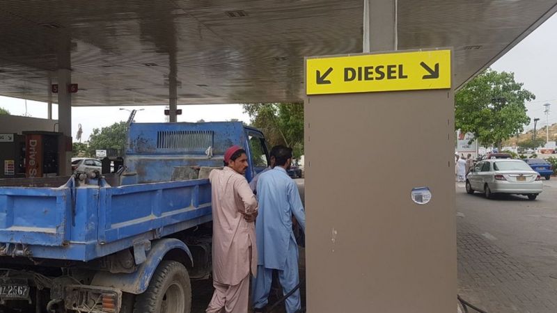 97082879 strike thirteen