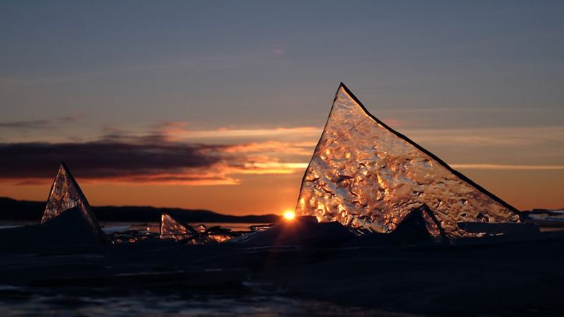 In Pictures Crossing The World S Deepest Lake BBC News    123195189 Baikal Ice 11 