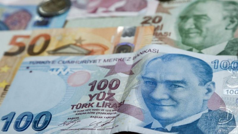 Turkey raises interest rates to 24% in new bid to boost lira - BBC News