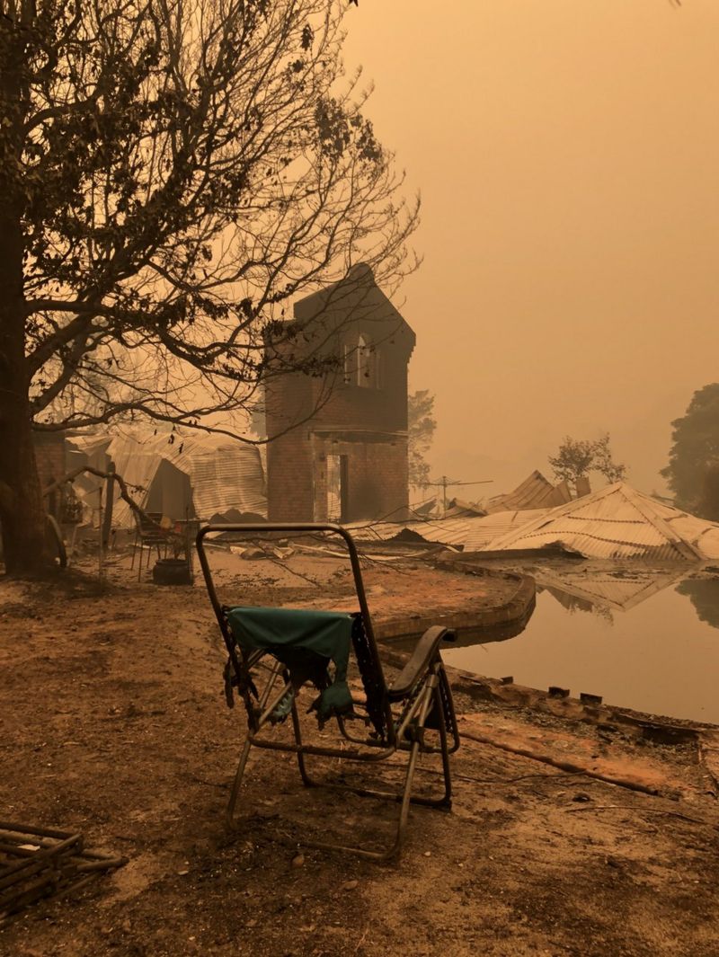 Latest Photos Of The Devastating Australian Bushfires - BBC News