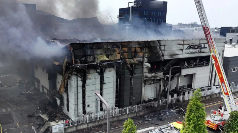 Boss arrested over deadly fire at S Korea battery plant