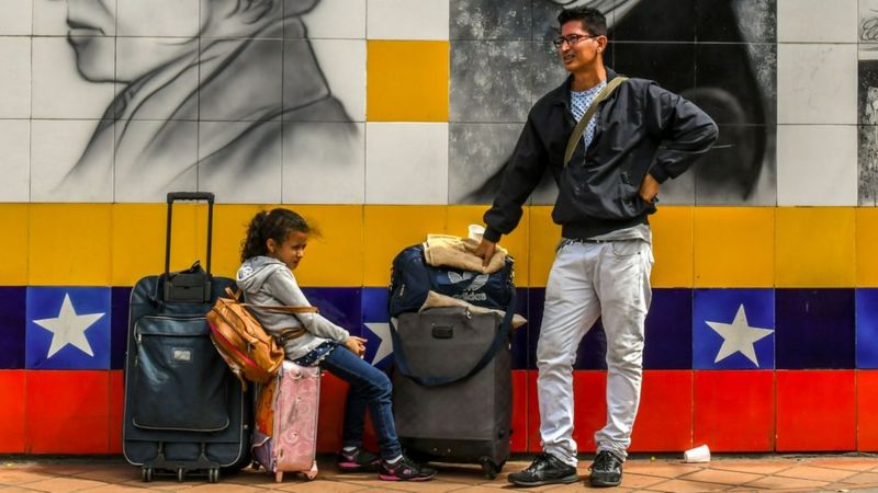 Venezolanos en la frontera con Colombia.