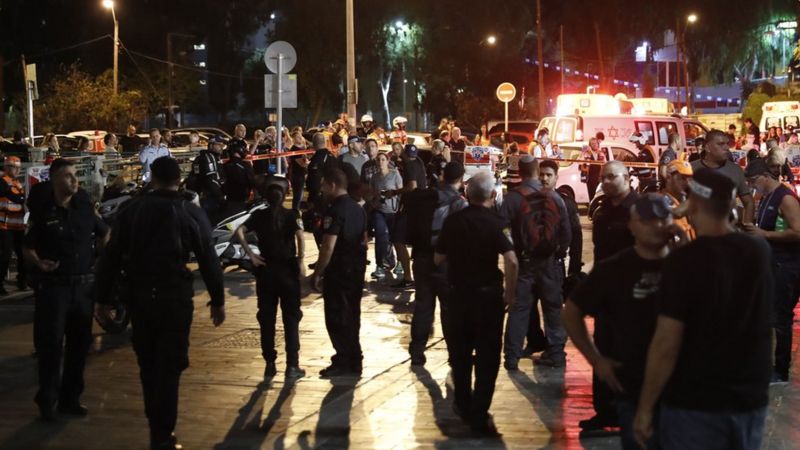 Tel Aviv shooting Four killed in shopping centre attack BBC News