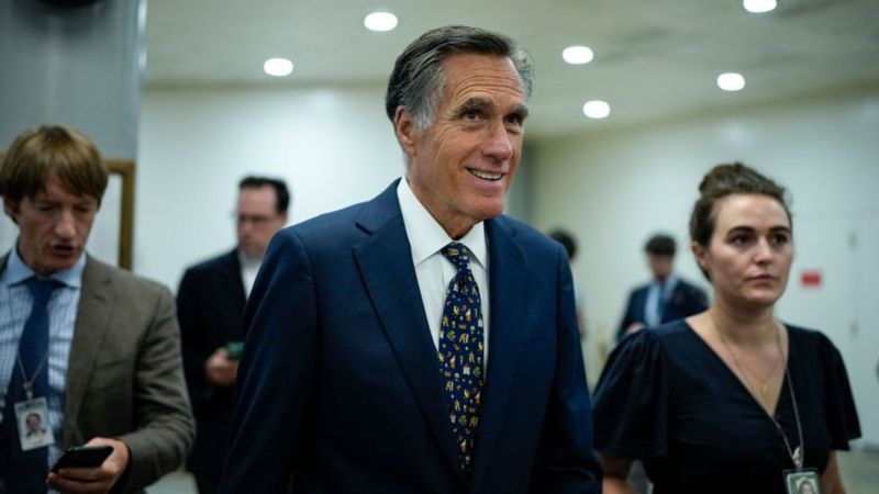 Senator Mitt Romney Urges Biden And Trump To 'stand Aside' For 2024 ...