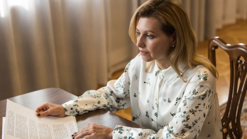 За кілька тижнів до обрання Зеленського президентом Олена відверто зізналася: "Я б хотіла бути відсутньою"