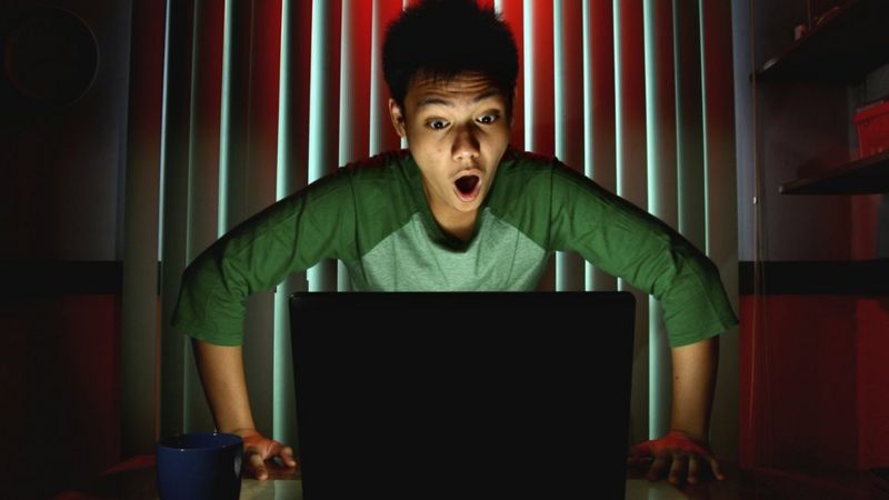 The computer virus that blackmails you - BBC News