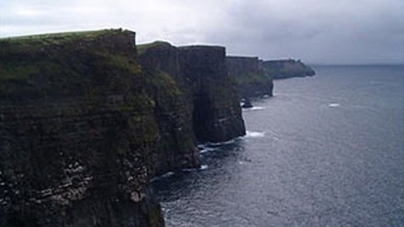 Man Dies At Cliffs Of Moher In County Clare - BBC News