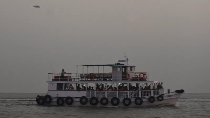 Two missing and 13 dead after navy speedboat hits ferry off Mumbai