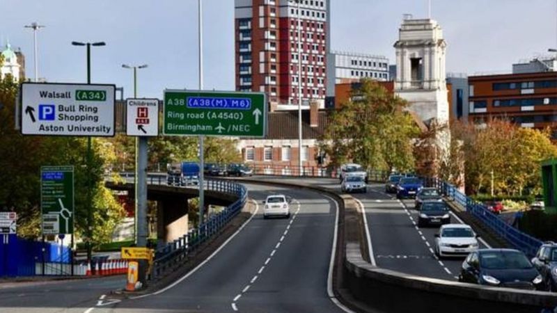 Bradford Clean Air Zone Commercial Vehicles Face 50 Pollution Charge BBC News