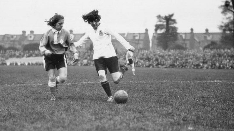 Lily Parr: Plans For First Statue Of Women's Football Star - BBC News