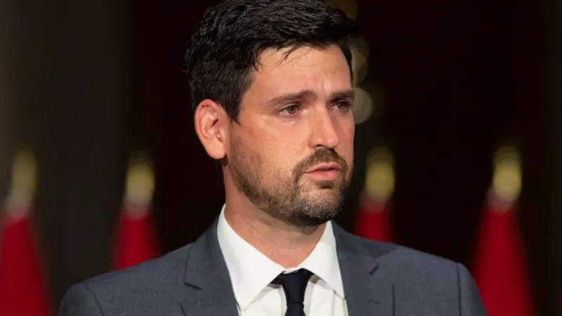 Sean Fraser es el ministro de Inmigración de Canadá.