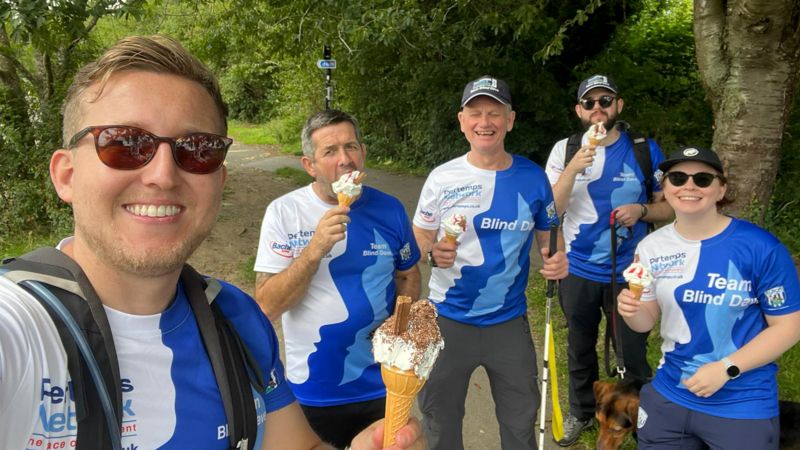 'Blind Dave' Completes Hadrian's Wall Challenge - BBC News