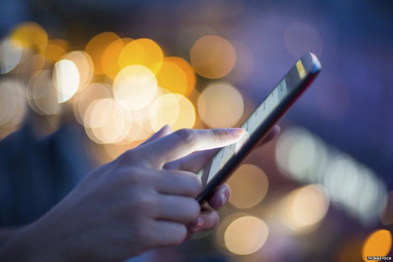 A Point Of View Phoneless In Paris BBC News