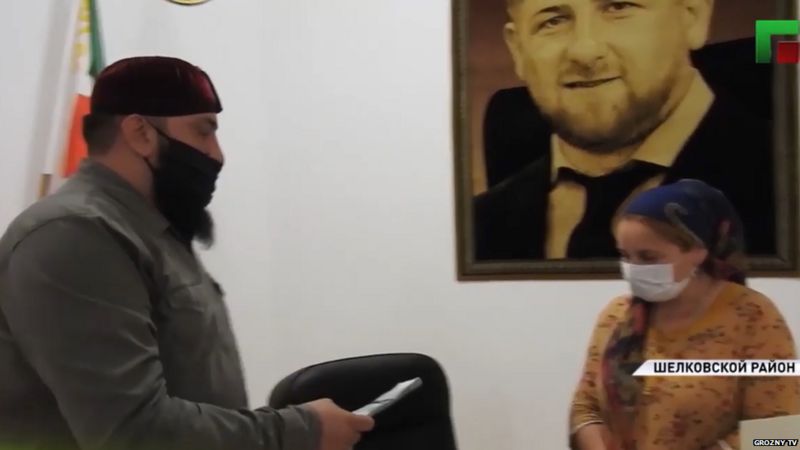 Chechnya S Ruler Gives Bride Money To Hard Up Grooms Bbc News