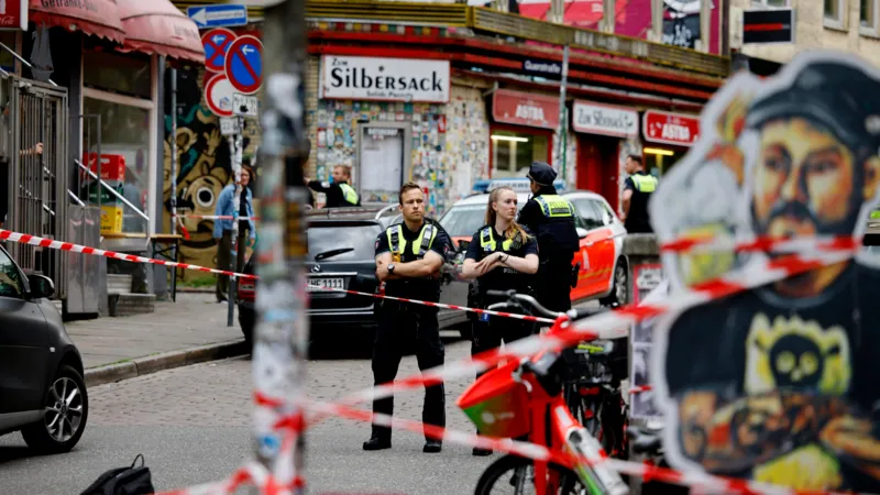 Hamburg police shoot man with axe ahead of Euros match