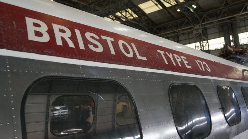 Bristol Aerospace Centre: Sneak peek at exhibits - BBC News