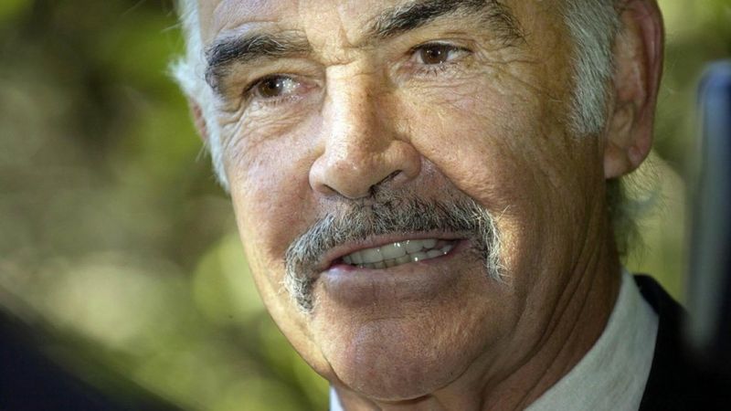 The Hollywood stars who quit acting - BBC News