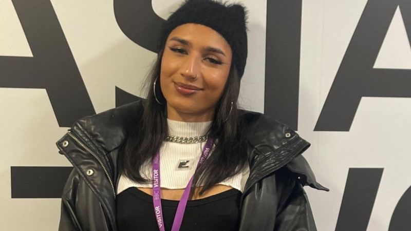 Ibby: The rapper who gave up fame for faith - BBC News