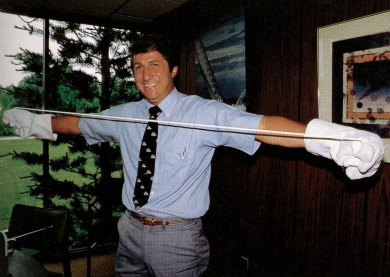 GoreTex Inventor of waterproof fabric Robert Gore dies aged 83 BBC News