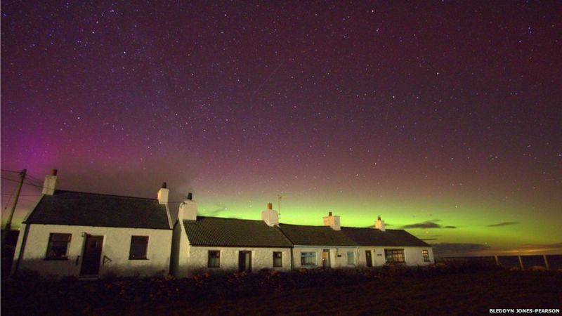 Your photos of the Northern Lights, seen on 6 March - BBC Weather