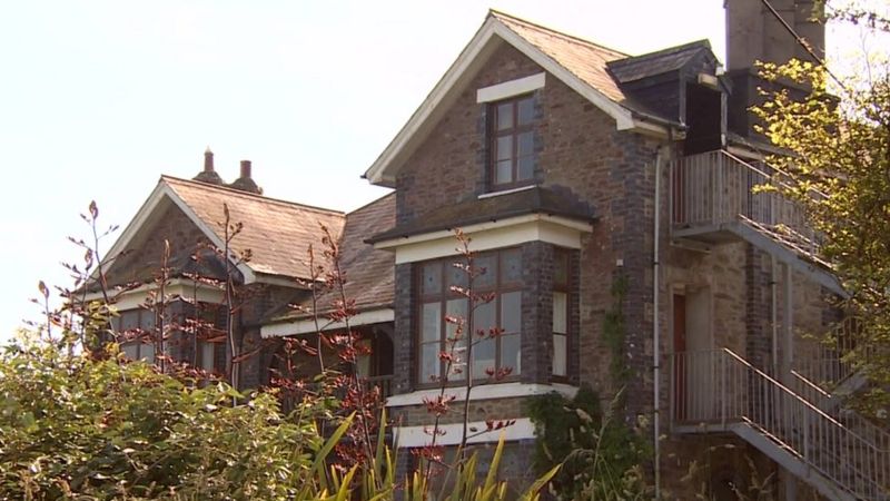 tregolls care home truro