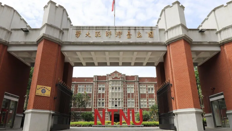 Taiwan coach apologises for 'pressuring' students to give blood