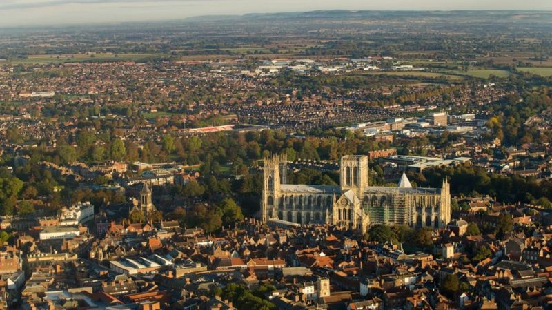 City of York Council tax set to rise by almost 5% - BBC News