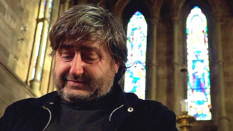 "Pasé de ser un peligroso traficante de drogas a salvar vidas como pastor religioso" 14