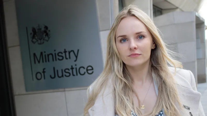 La viuda del agente Harper «no se dará por vencida» en su lucha por la libertad condicional.