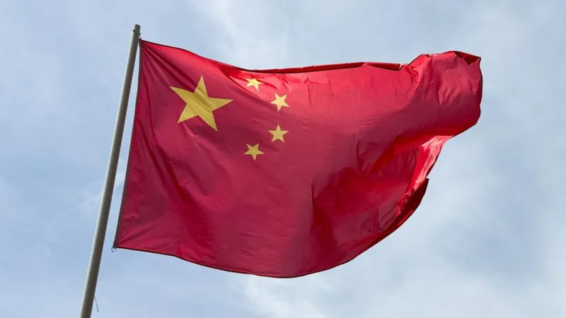 China says MI6 recruited Chinese couple as spies