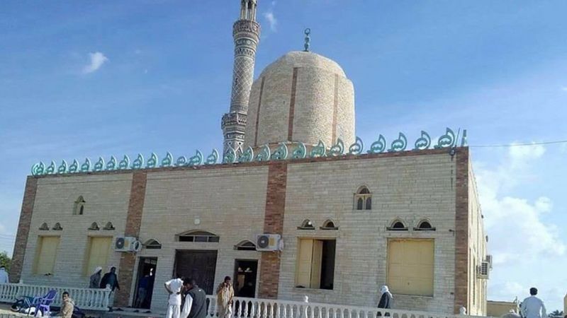 Serangan Masjid Di Mesir Foto Foto Palsu Yang Beredar Di Media Sosial