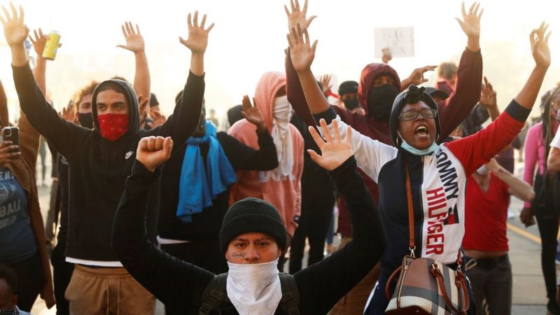 Una Nueva Oleada De Protestas Por La Muerte De George Floyd Estremece ...