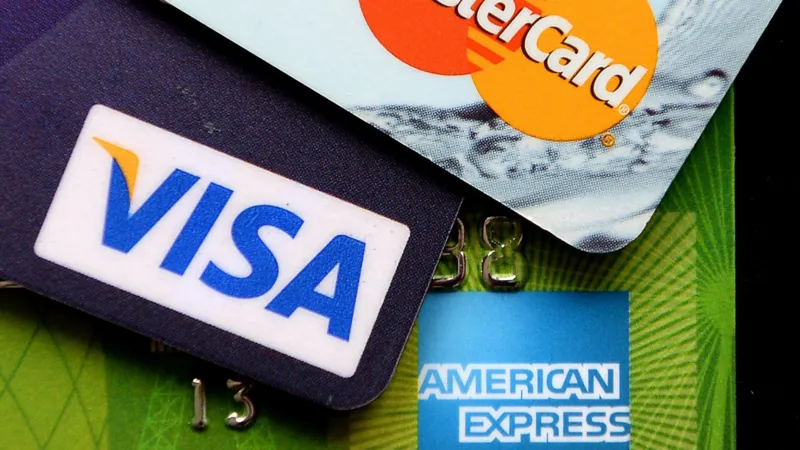 Datos personales compartidos para mejorar el acceso a las tarjetas de crédito.