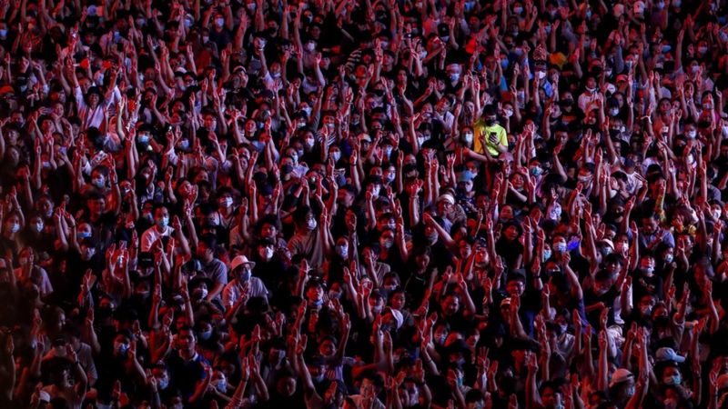 Thai Protests: Tens Of Thousands Gather Again In Mass Defiance Of ...