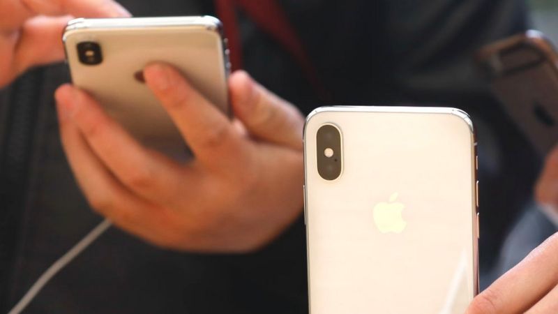 Apple Investors Urge Action On Smartphone Addiction Bbc News