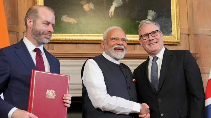Starmer and Modi sign £6bn India-UK trade deal